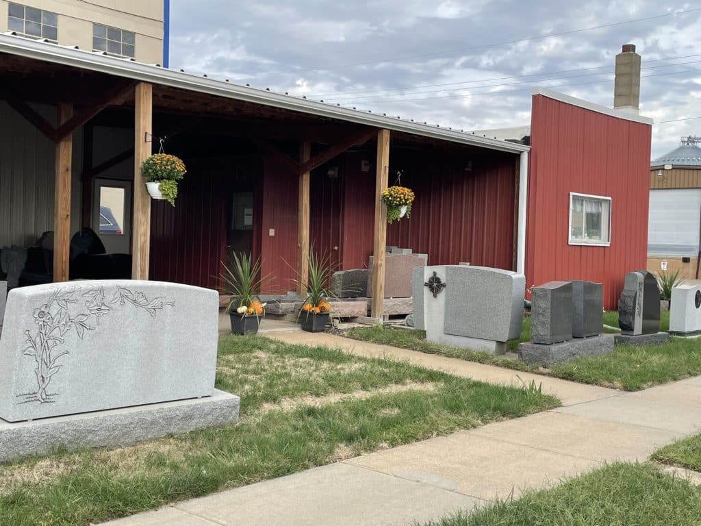 Sunburst Memorials Schmidt Monument 2022 Sept Store Front