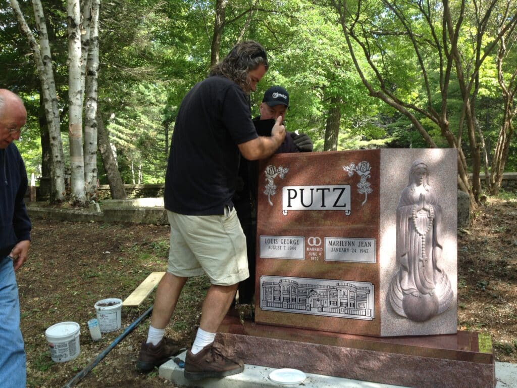 2023.12.02 Setting Putz Memorial On Mackinac Island